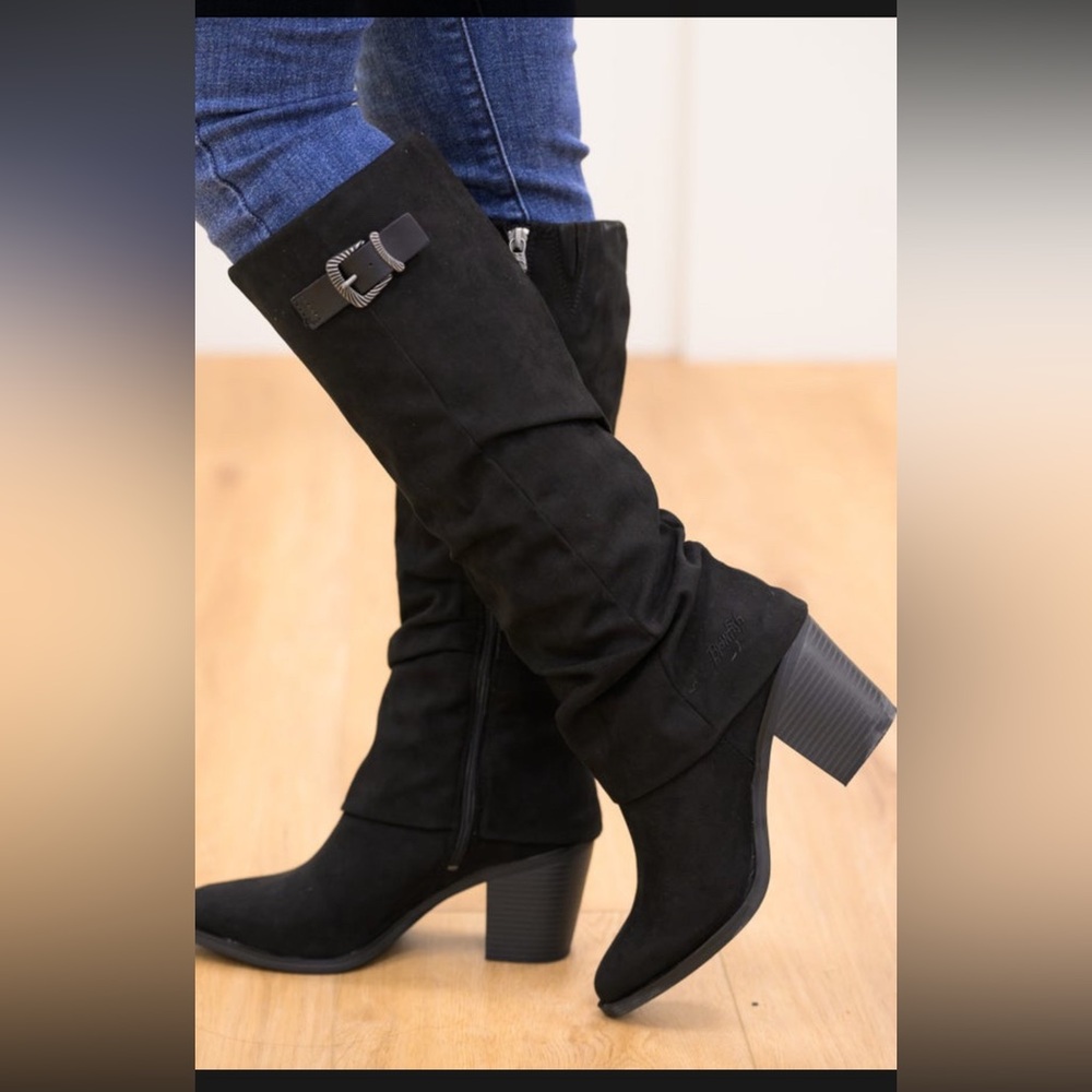 NWT/NIB Blowfish size 11 Carefree High Knee boots